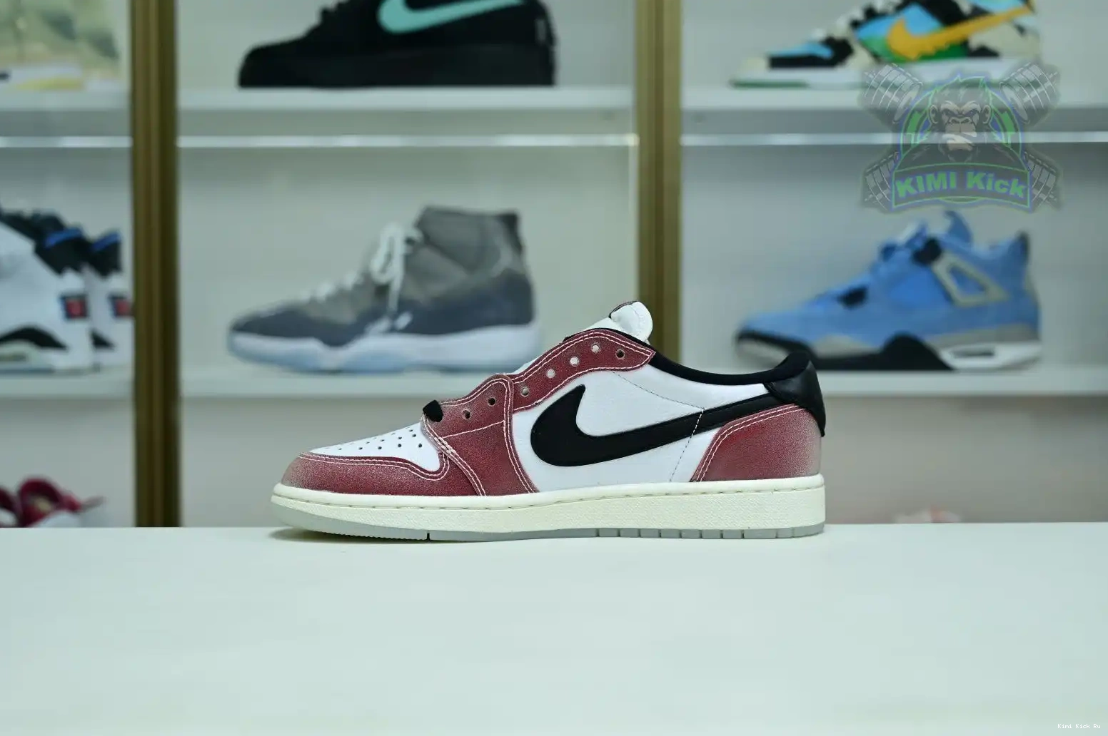 Jordan1 Trophy Low Air Room x OG Jordan Kimikick 0701